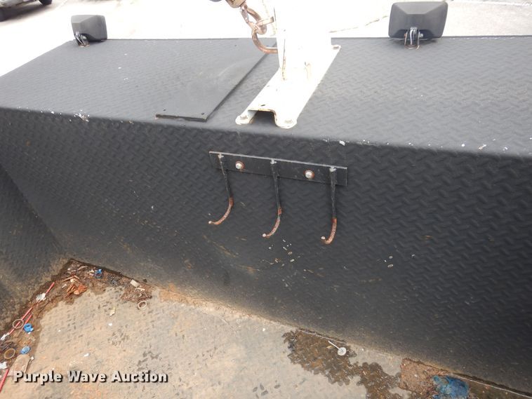 image for item JL9001 2008 International 4400  utility / service truck