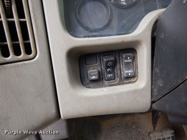 image for item JL9001 2008 International 4400  utility / service truck