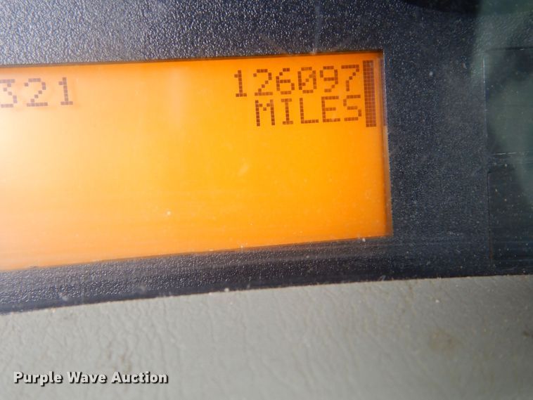 image for item JL9001 2008 International 4400  utility / service truck