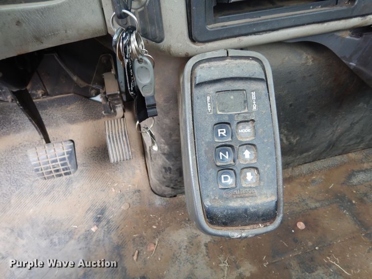 image for item JL9001 2008 International 4400  utility / service truck