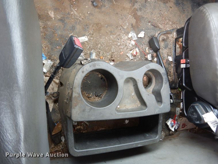 image for item JL9001 2008 International 4400  utility / service truck