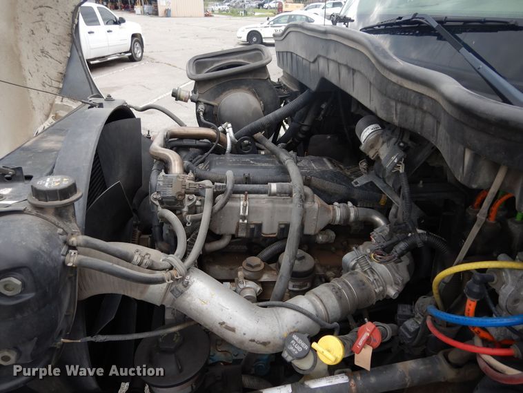 image for item JL9001 2008 International 4400  utility / service truck