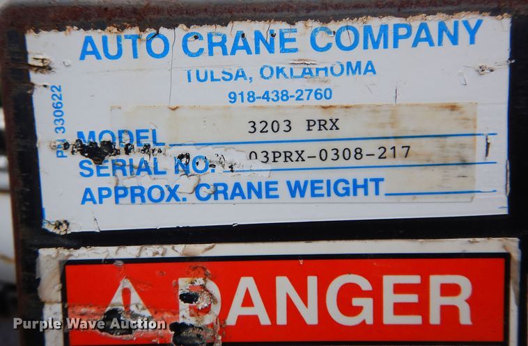 image for item JL9001 2008 International 4400  utility / service truck