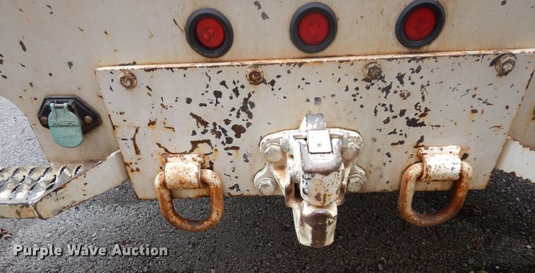 image for item JL9002 2008 International 4400  utility / service truck