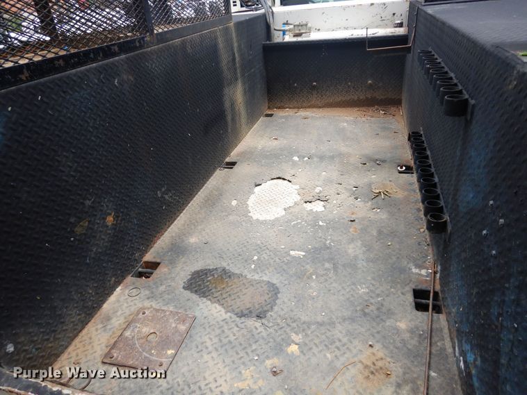 image for item JL9002 2008 International 4400  utility / service truck