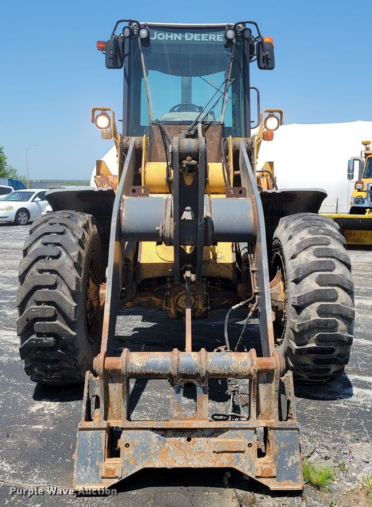 image for item JL9460 2007 John Deere 444J  wheel loader