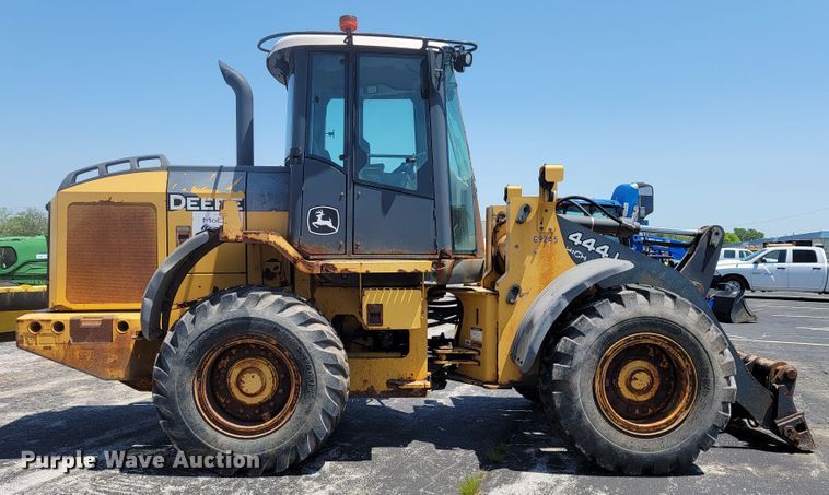 image for item JL9460 2007 John Deere 444J  wheel loader