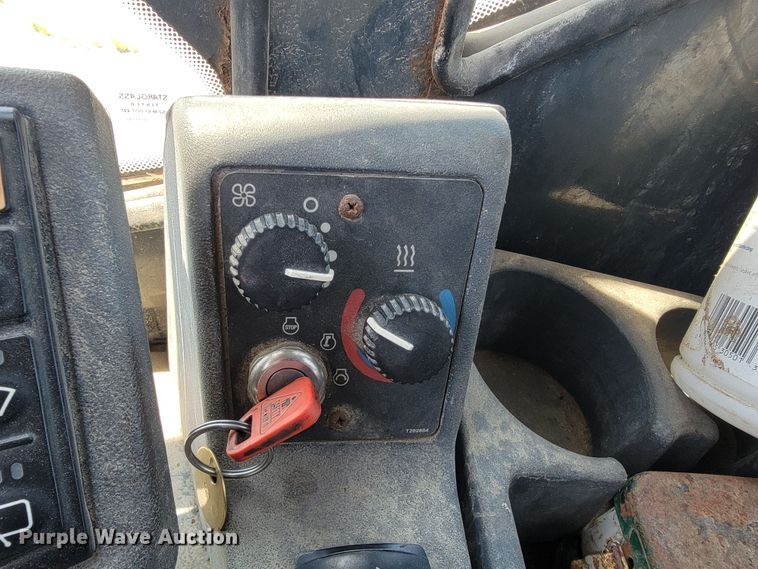 image for item JL9460 2007 John Deere 444J  wheel loader