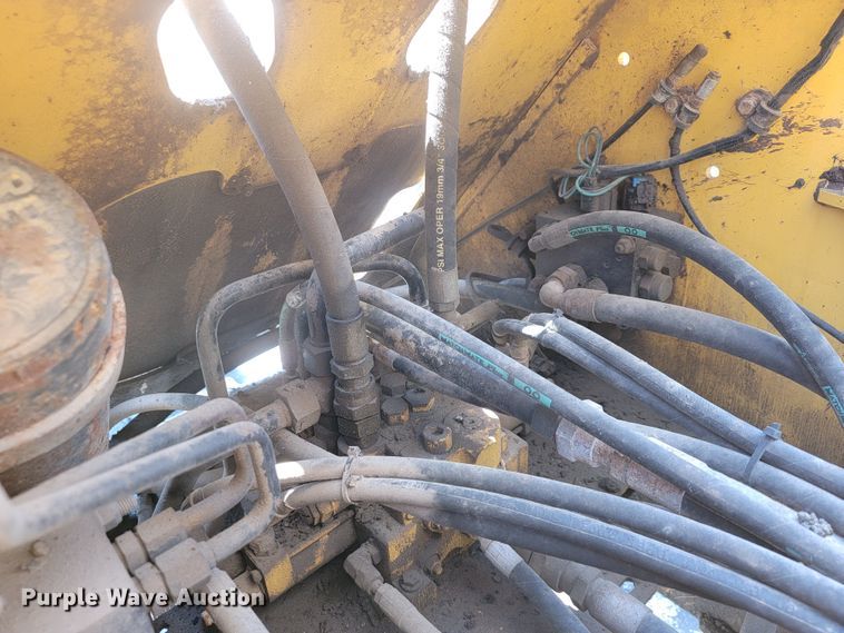 image for item JL9460 2007 John Deere 444J  wheel loader