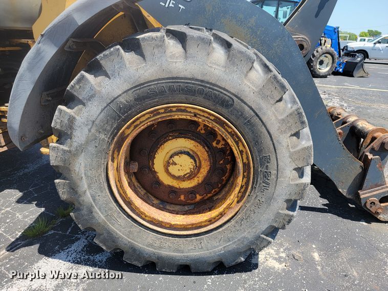 image for item JL9460 2007 John Deere 444J  wheel loader
