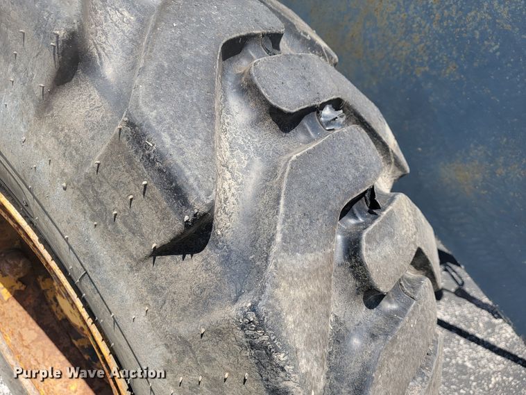 image for item JL9460 2007 John Deere 444J  wheel loader