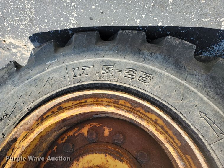 image for item JL9460 2007 John Deere 444J  wheel loader