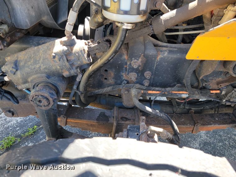 image for item JL9462 2005 International 7400  dump truck