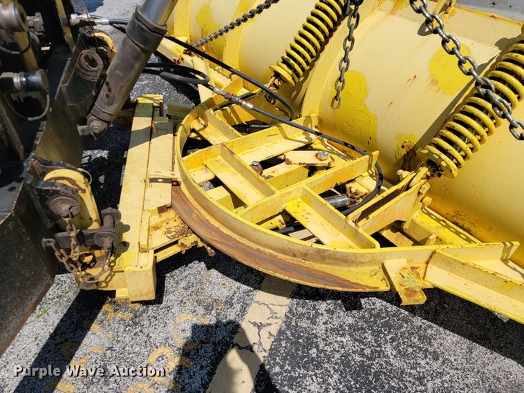 image for item JL9462 2005 International 7400  dump truck