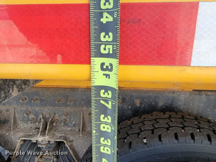 image for item JL9462 2005 International 7400  dump truck