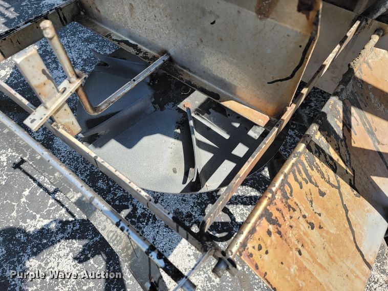 image for item JL9462 2005 International 7400  dump truck