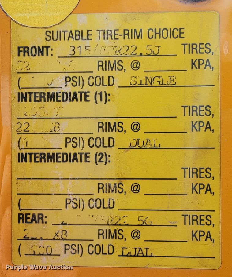 image for item JL9462 2005 International 7400  dump truck