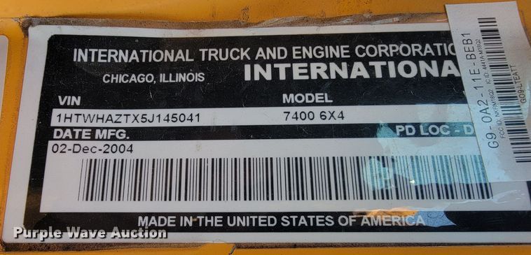 image for item JL9462 2005 International 7400  dump truck