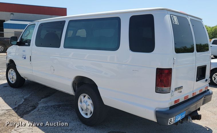 image for item JL9463 2008 Ford E350 Super Duty XL  van