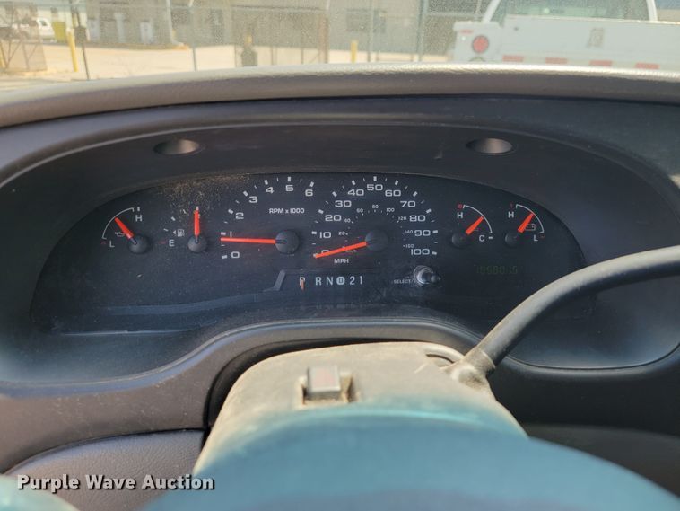 image for item JL9464 2008 Ford E350 Super Duty XL  van