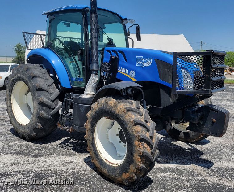 image for item JL9468 2016 New Holland TS6.110  MFWD tractor