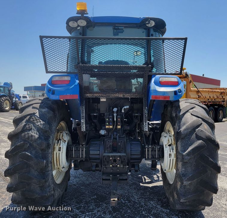 image for item JL9468 2016 New Holland TS6.110  MFWD tractor