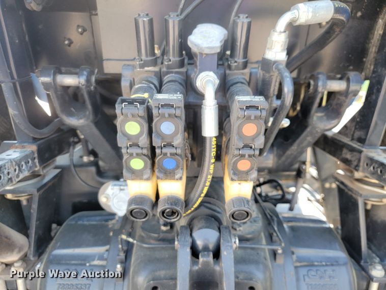 image for item JL9468 2016 New Holland TS6.110  MFWD tractor