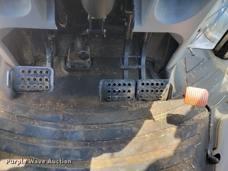 image for item JL9468 2016 New Holland TS6.110  MFWD tractor