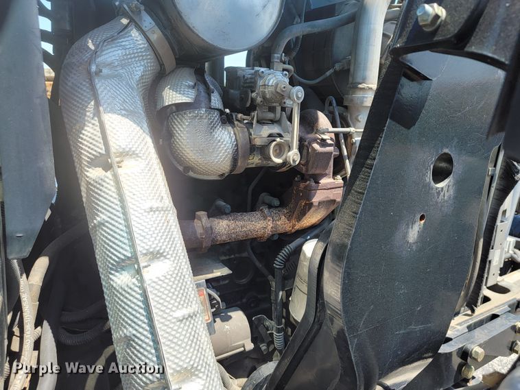 image for item JL9468 2016 New Holland TS6.110  MFWD tractor