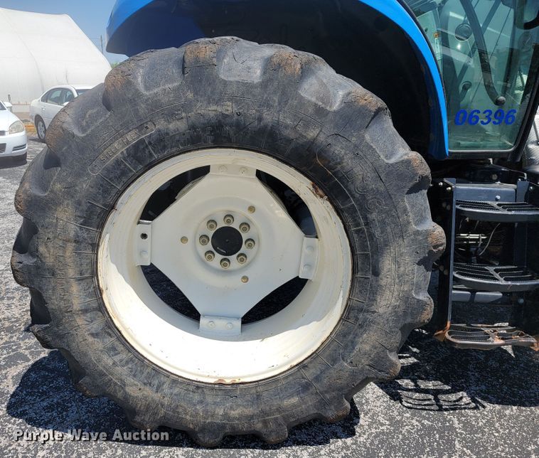 image for item JL9468 2016 New Holland TS6.110  MFWD tractor