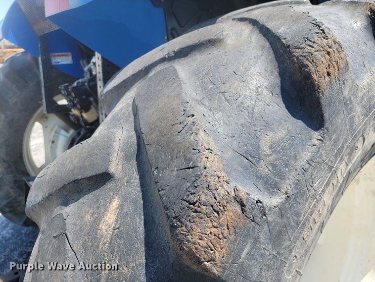 image for item JL9468 2016 New Holland TS6.110  MFWD tractor