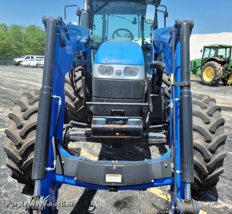 image for item JL9469 2014 New Holland TS6.120  MFWD tractor