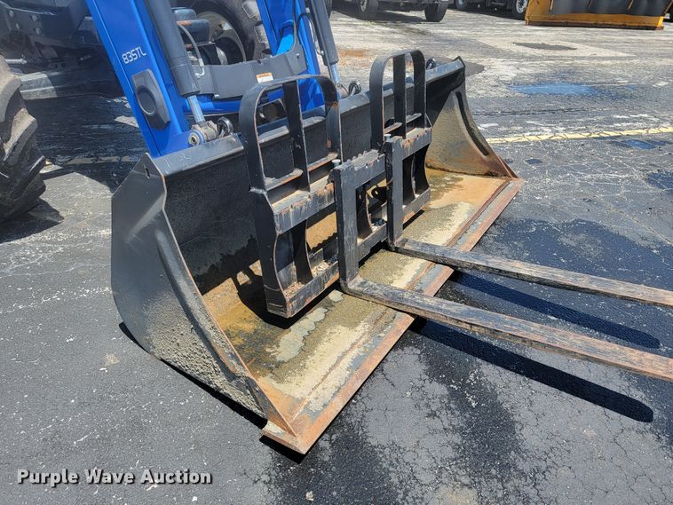 image for item JL9469 2014 New Holland TS6.120  MFWD tractor