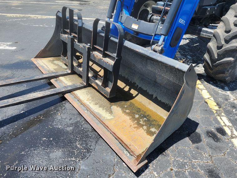 image for item JL9469 2014 New Holland TS6.120  MFWD tractor