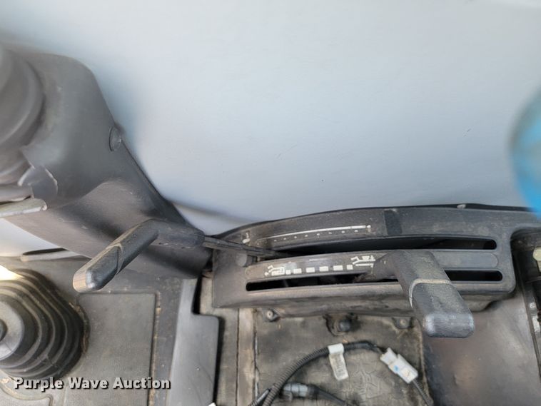 image for item JL9469 2014 New Holland TS6.120  MFWD tractor