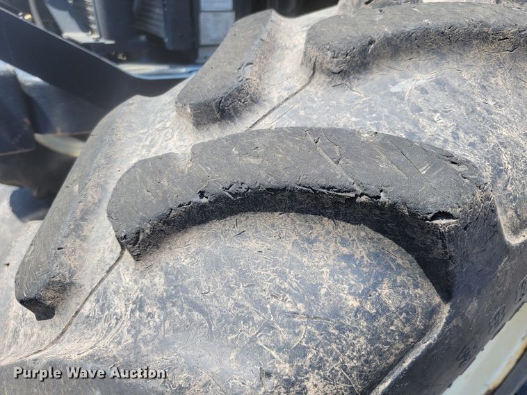 image for item JL9469 2014 New Holland TS6.120  MFWD tractor