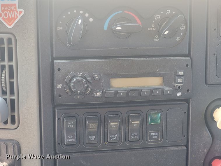 image for item JL9472 2009 International 7500  dump truck