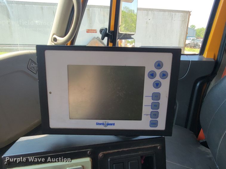 image for item JL9472 2009 International 7500  dump truck