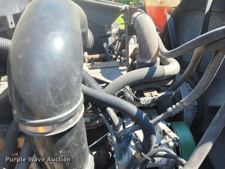 image for item JL9472 2009 International 7500  dump truck