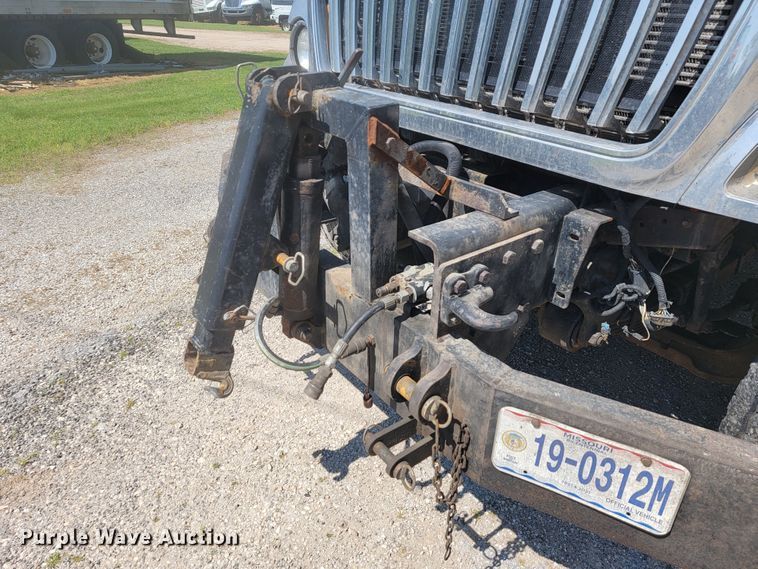 image for item JL9472 2009 International 7500  dump truck