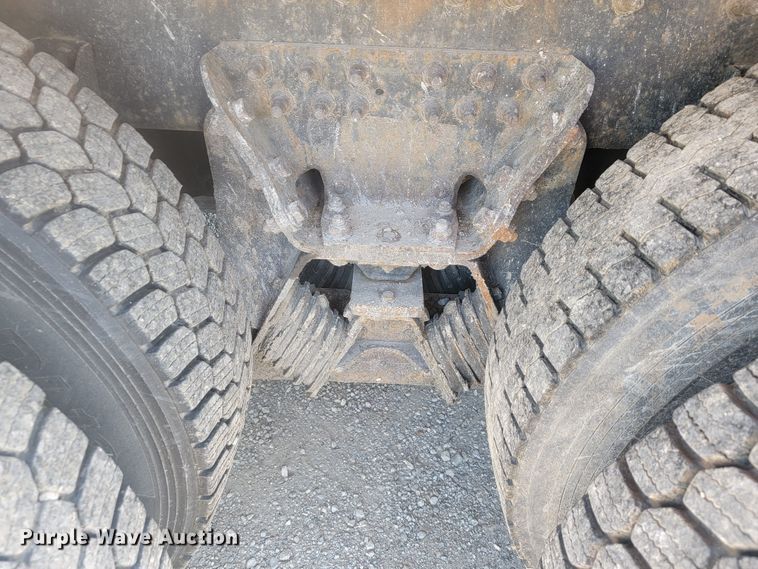 image for item JL9472 2009 International 7500  dump truck