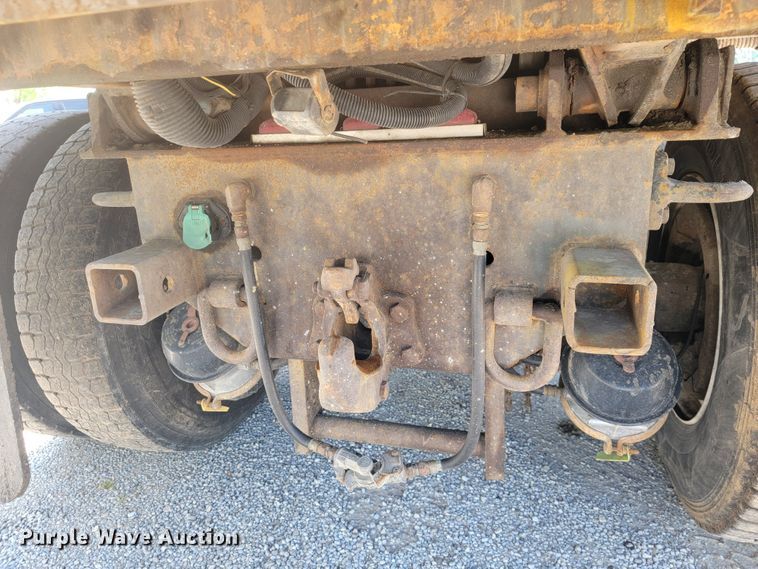 image for item JL9472 2009 International 7500  dump truck