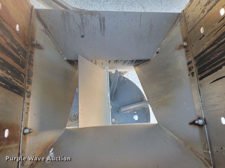 image for item JL9472 2009 International 7500  dump truck