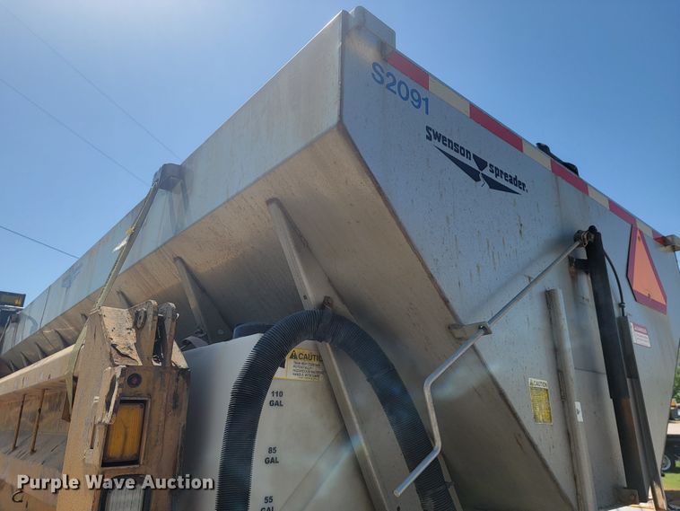 image for item JL9472 2009 International 7500  dump truck