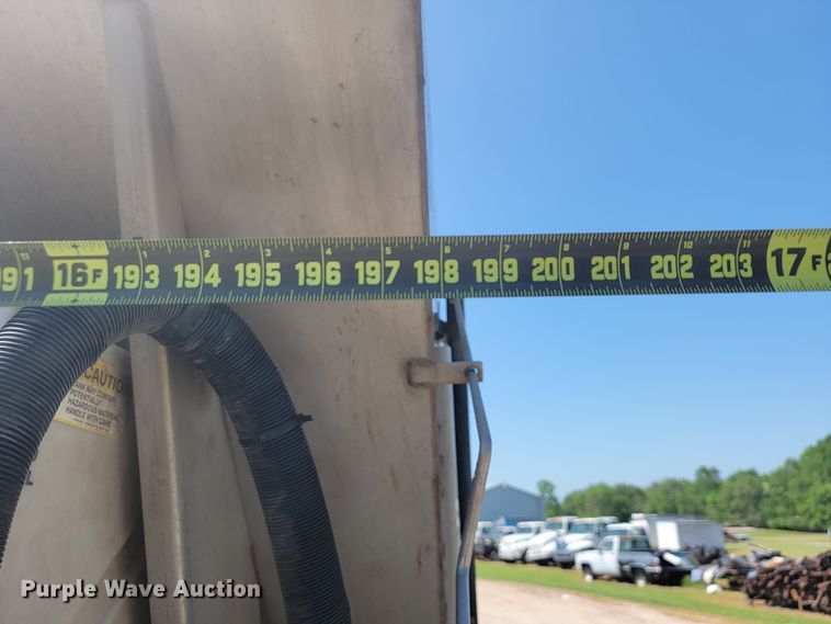 image for item JL9472 2009 International 7500  dump truck