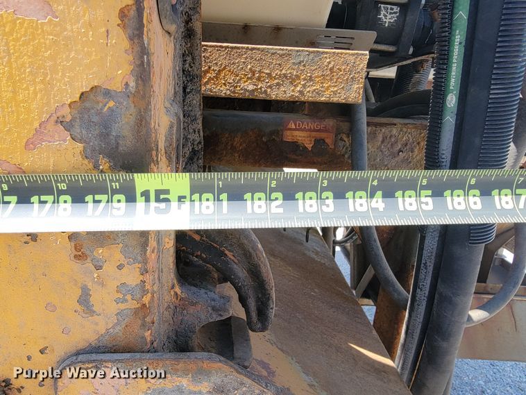 image for item JL9472 2009 International 7500  dump truck