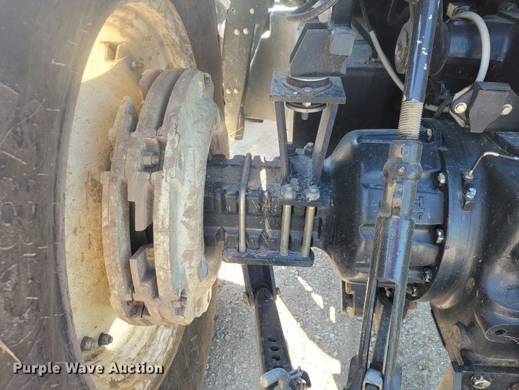 image for item JL9473 2014 New Holland TS6.120  MFWD tractor