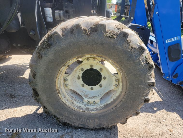 image for item JL9473 2014 New Holland TS6.120  MFWD tractor