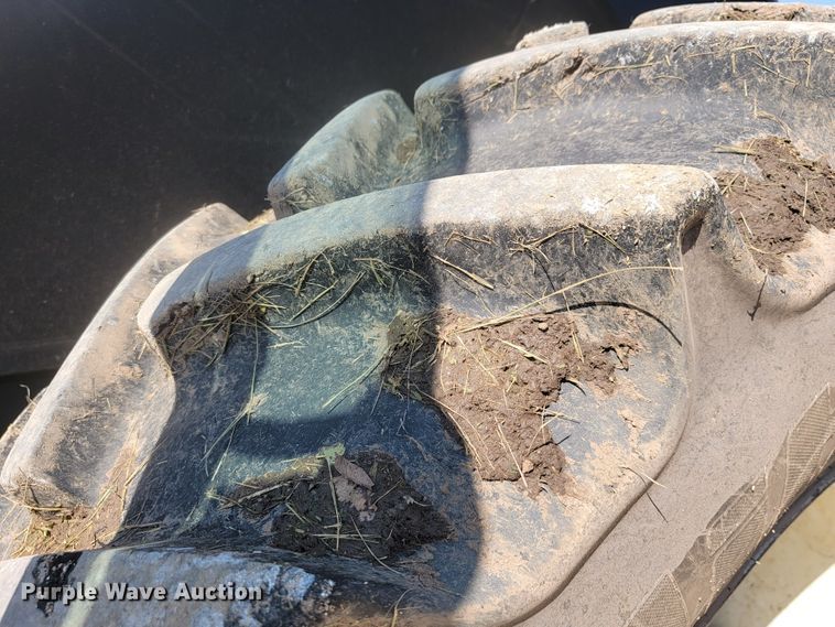 image for item JL9473 2014 New Holland TS6.120  MFWD tractor