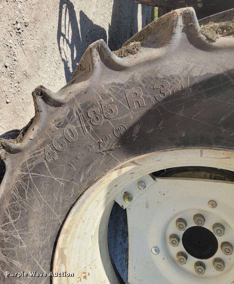 image for item JL9473 2014 New Holland TS6.120  MFWD tractor